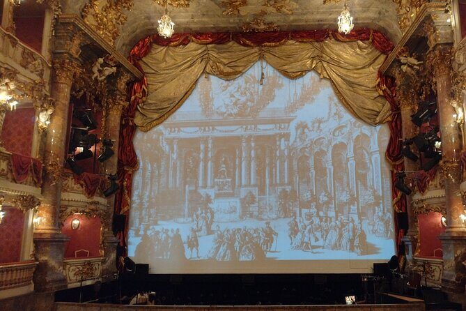 Residence Munich Private Tour including entrance ticket - Private guide vs audio: why questions change everything