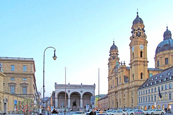 Residence Munich Private Tour including entrance ticket - How the 2 to 3 hours will feel on your feet