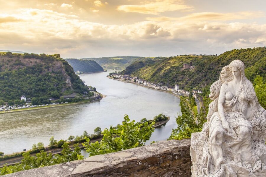 Rhine Valley: Half Day Tour from Frankfurt - Light dinner near the river: what to expect from the included meal