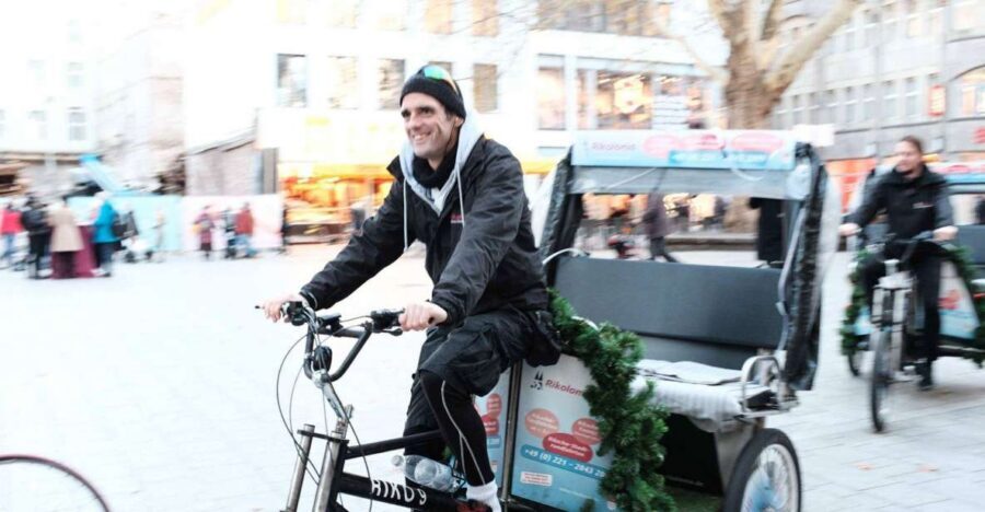 Rickshaw Glühwein Ride - Why this glühwein rickshaw tour works in a Cologne winter
