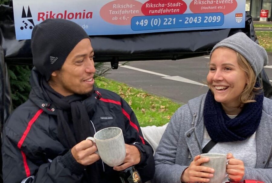Rickshaw Glühwein Ride - Glühwein, biscuits, blankets: what you’re paying for (and what to verify)