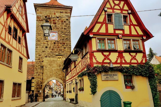 Romantic Road Exclusive Private Tour from Munich to Rothenburg ob der Tauber - The Plague-Pillar plus Dinkelsbühl’s calmer, smaller-town charm