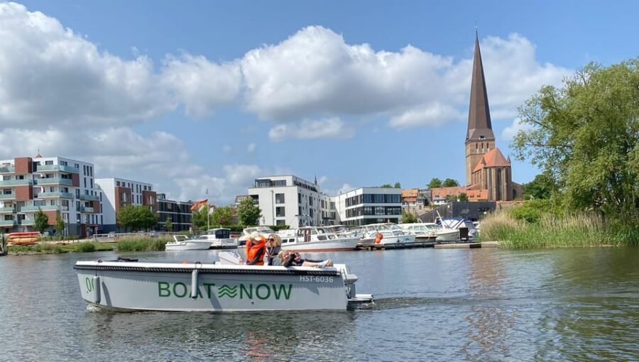 Rostock: Electric Boat Rental on the Warnow River - Staff and service quality: what to expect and how to get the best help