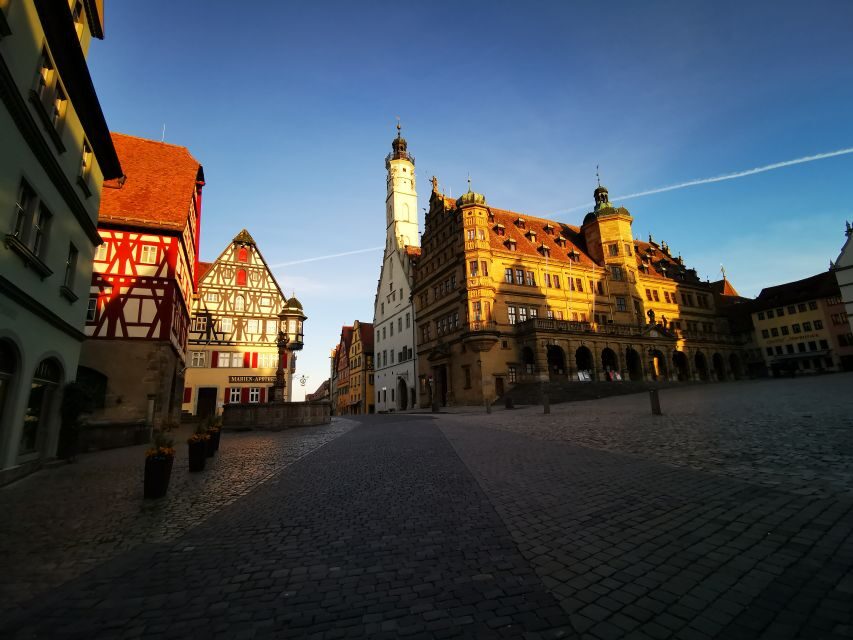 Rothenburg: Private Night Watchman Tour - Meet the Night Watchman: Horn, Lantern, Halberd, and Medieval Storytelling