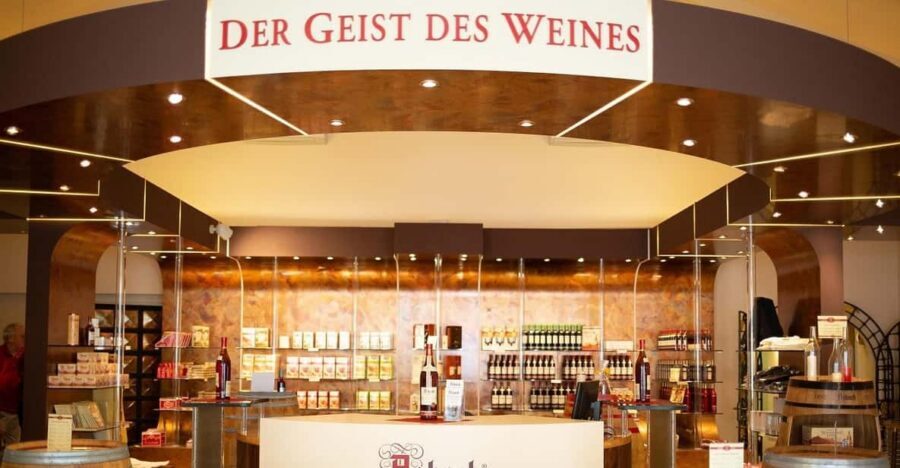 Rüdesheim: Guided tour of the Asbach Visitor Center & tasting - Tasting two brandies and a liqueur: the part that matters most