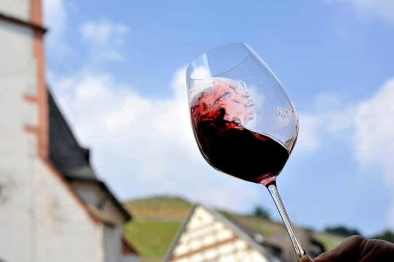 Rüdesheim - Wine tasting - A journey of pleasure through 5 wines - Stop 2 in Rüdesheim am Rhein: The Real Tasting (Five Wines, One Guided Comparison)