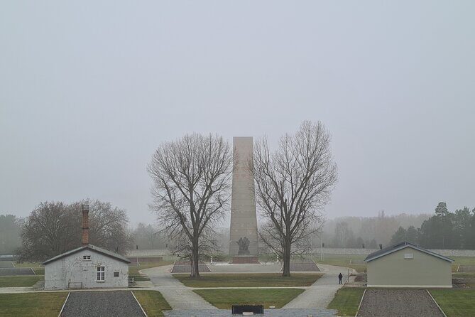 Sachsenhausen Concentration Camp - Tour in Italian - Inside the Sachsenhausen Memorial and Museum (About Three Hours)