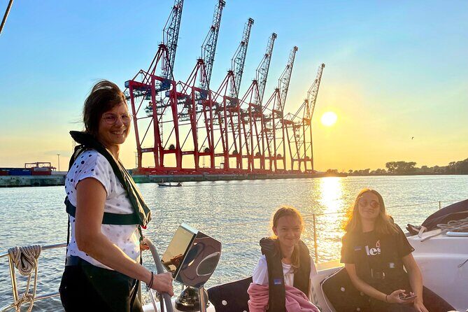 Sailingyacht-Event "Cruise in the City" - unique harbor tour! - Weather and What to Wear for Wind and Spray