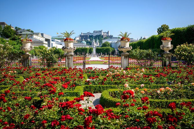 Salzburg and Lake District Day Tour from Munich - Salzburger Altstadt: how to use your 2.5–3 hours wisely