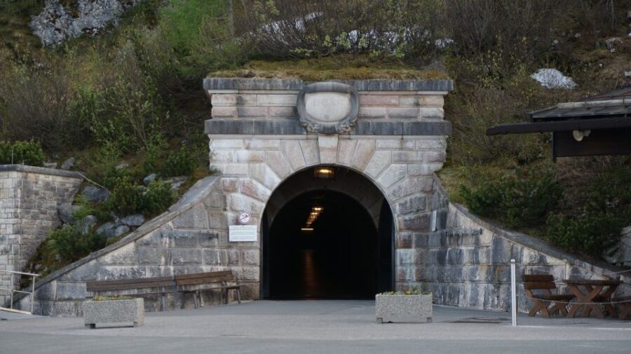Salzburg: Private Eagle's Nest Tour - Practical Tips: What to Bring, Where to Meet, and Who Should Skip This
