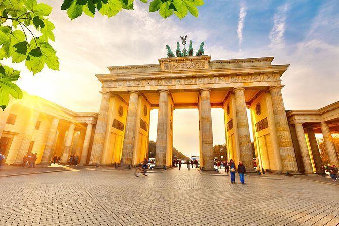 Semi-Private Berlin Highlights Shore Excursion from Warnemünde and Rostock Port - The Charlottenburg start: getting oriented before you hit the big stuff