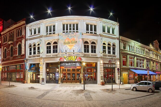 Sex und Crime Tour auf St Pauli ab 18 - Finishing with Kiez liqueur: why the last sip matters