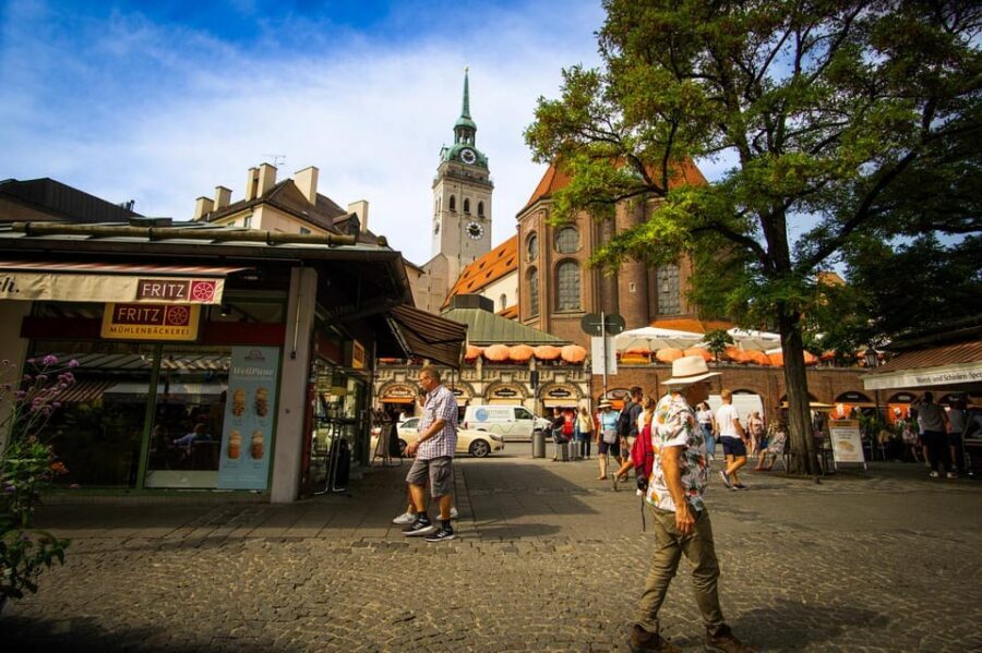 Short & sweet: Tasting the Viktualienmarkt - Viktualienmarkt: Munich’s market core near Marienplatz