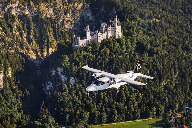 Sightseeing flight Zugspitze Neuschwanstein Castle Alps Munich Augsburg - Five Lakes Region Finale: Starnberg to Wörthsee and the Holy Mountain Angle