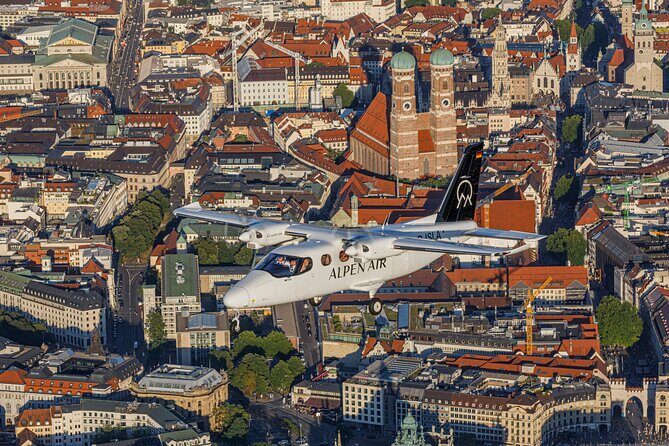 Sightseeing flight Zugspitze Neuschwanstein Castle Alps Munich Augsburg - Chiemsee and Herrenchiemsee Castle: Lake Views With Royal Intent