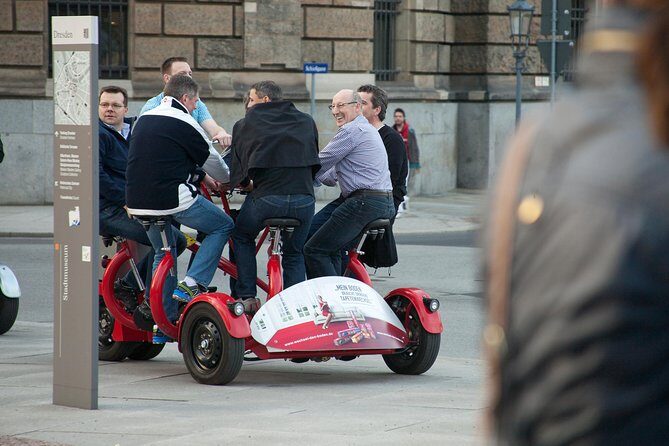 Sightseeing tour by ConferenceBike - Neumarkt to the Altmarkt/Kulturpalast Area: Getting the City Rhythm Fast