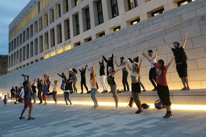 Silent disco through downtown Berlin with flash mobs - Price and what $20.40 buys you in Berlin