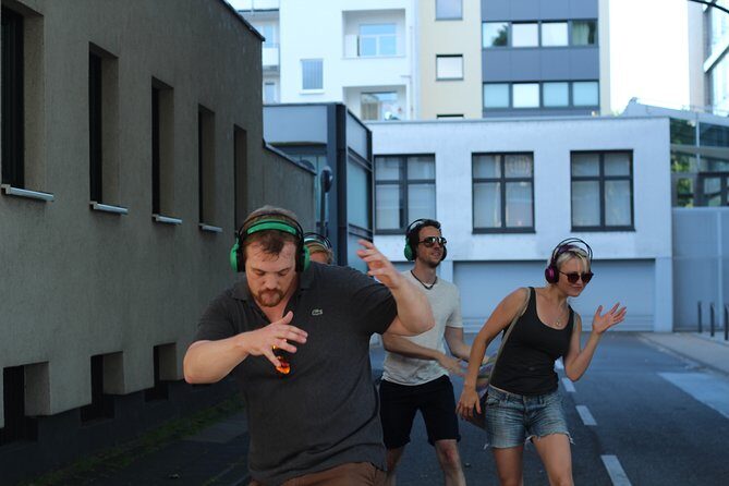 Silent disco through downtown Berlin with flash mobs - Music, DJ energy, and why it matters for mixed groups