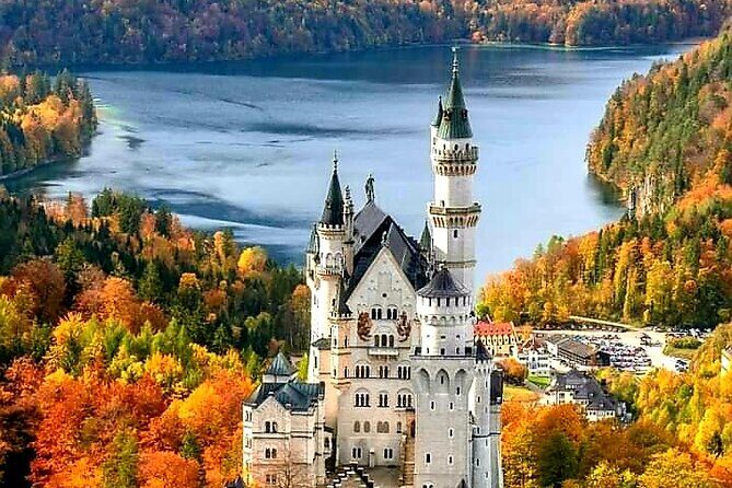 Skip the Line: Neuschwanstein Castle Private Tour From Füssen or Hohenschwangau - Mary’s Bridge shuttle: photos plus winter caveats