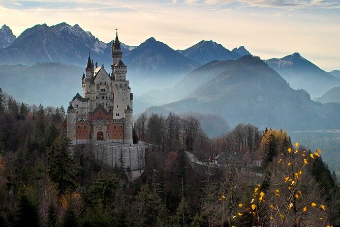 Skip The Line Neuschwanstein Castle Tour from Hohenschwangau - Group size and pace: how 30 people changes your day