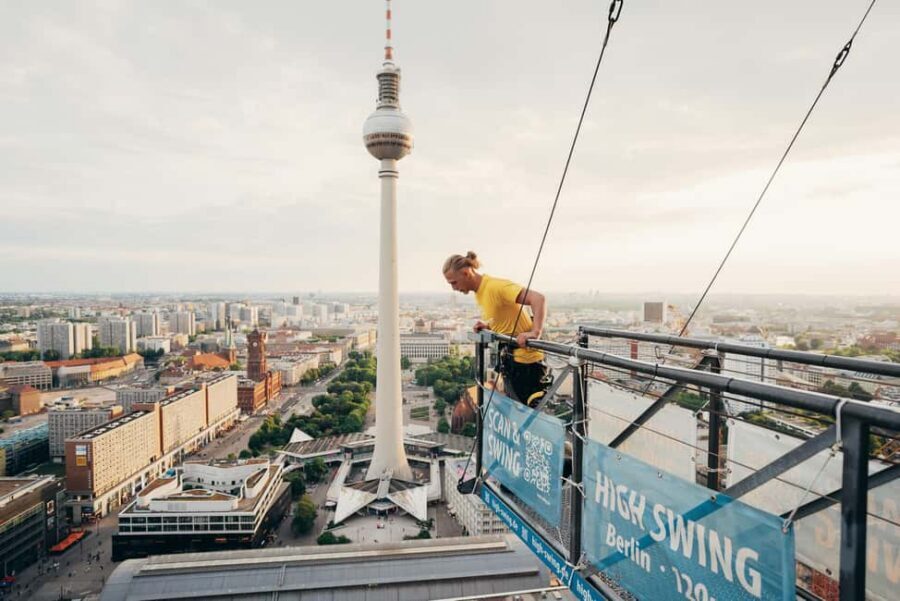 Sky Walk - 120 Meters above Berlin - Your 30 Minutes Above Berlin: What the Flow Feels Like