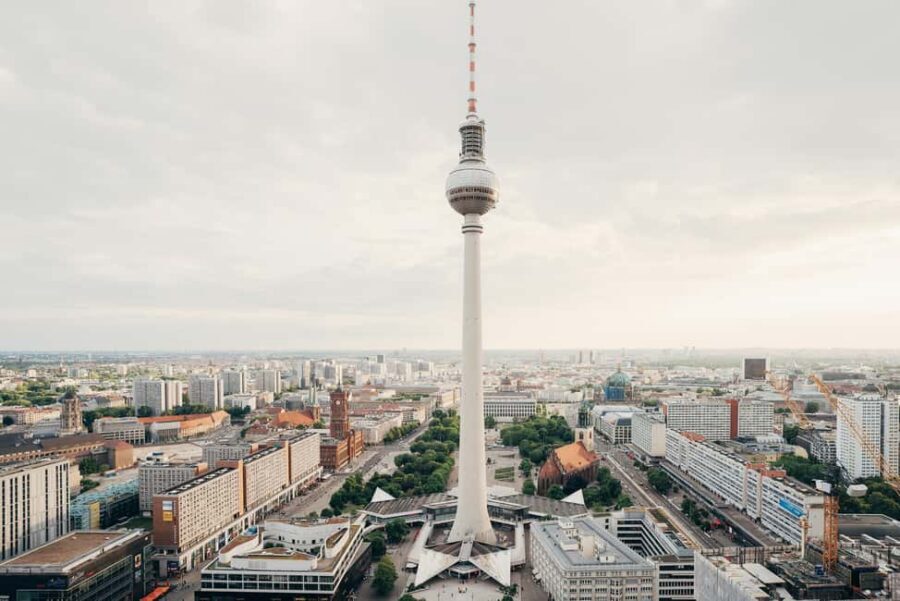 Sky Walk - 120 Meters above Berlin - Safety on a High Ramp: How This Feels Controlled