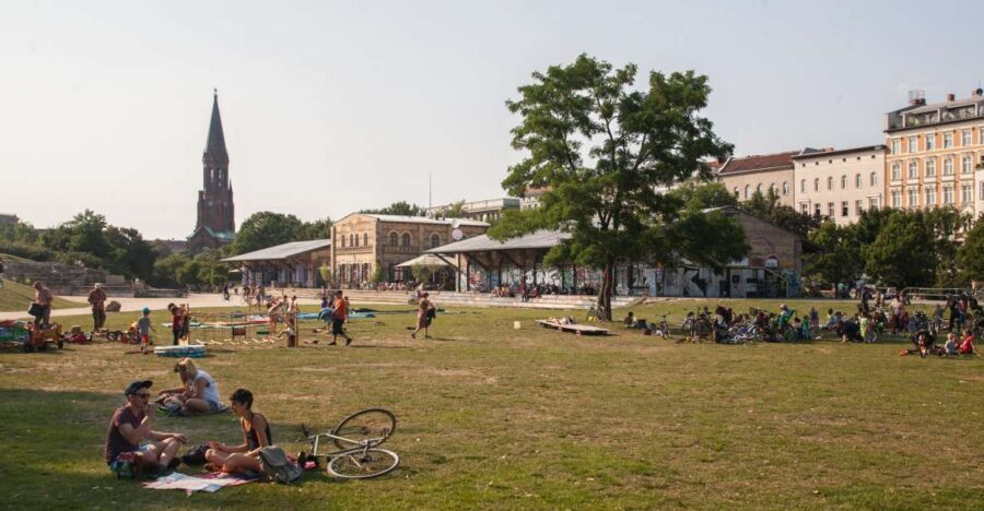 Small Group Tour: "Wild Kreuzberg" - Getting oriented at Kottbusser Tor and the U1 rails