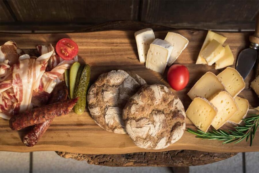 South Tyrolean specialties and wine tasting - What you’ll taste: Gewürztraminer, Pinot Blanc, Lagrein, Vernatsch