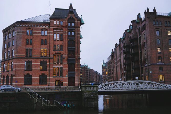 Speicherstadt & HafenCity Erlebnistour - Baumwall to Chilehaus: route and pace in plain terms