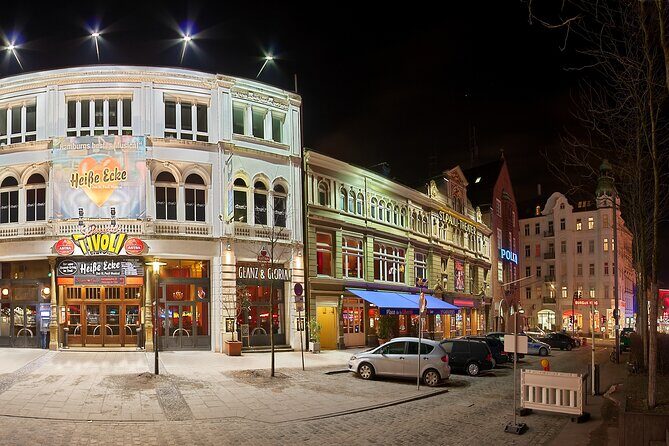 St. Pauli Highlights Tour - Zur Ritze boxing cellar and the drink expectation