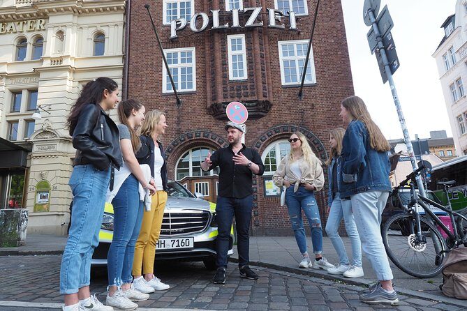 St. Pauli Kieztour - Reeperbahn mittendrin (german-speaking only) - Meeting at St. Pauli Office: easy start, clear direction