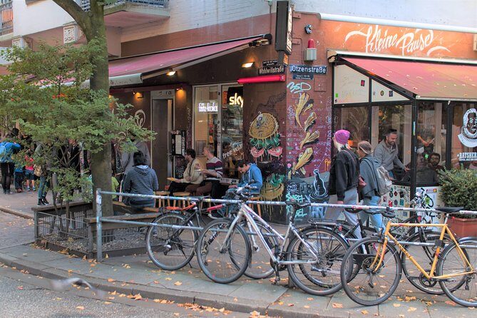 St. Pauli kulinarisch – Die Food Tour - Vegetarian option: an easy request that changes the experience