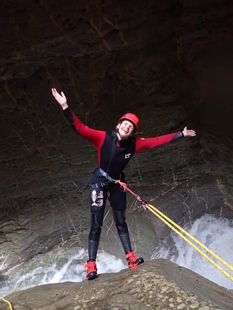 Starzlachklamm Allgäu: Canyoning beginner tour - Rock jumps up to 4 meters: how to do them without panicking