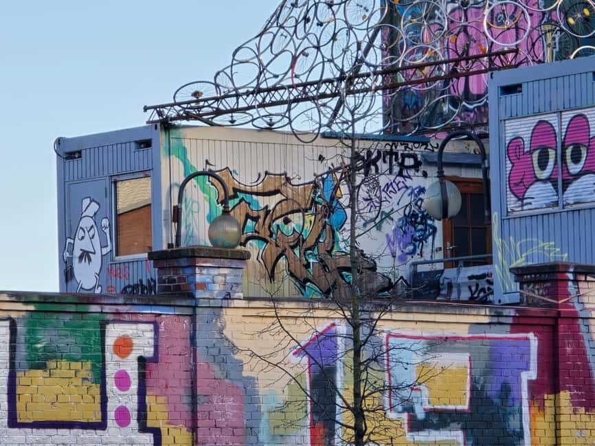 Stencil Workshop in Munich’s Creative Soul (Max. 12 guests) - Who should book this stencil workshop?