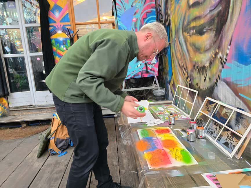 Stencil Workshop in Munich’s Creative Soul (Max. 12 guests) - The heated shipping container postcard workshop: stencil art made approachable