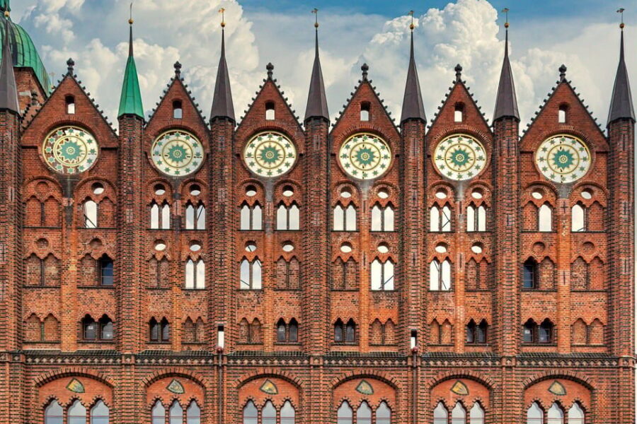 Stralsund Private Guided Walking Tour - Hanseatic League Clues in Town Hall, Churches, Monasteries, and Patrician Houses