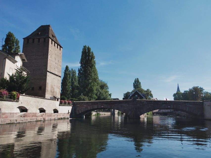 Strasbourg: Private City Sightseeing Boat Tour - Entering Strasbourg from the Ill River