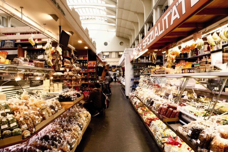 Stuttgart: Guided Tour of the Stuttgart Market Hall - Guide Style Matters: How Utta Becker-Walter Keeps It Fun