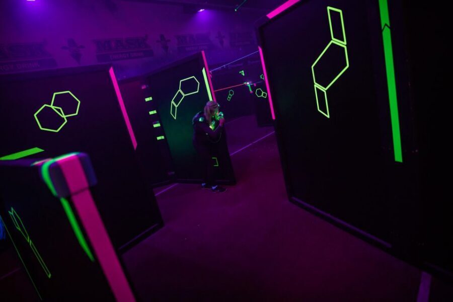 Stuttgart: Indoor Lasertag Experience - Light and Sound Effects: Why the Arena Feels Bigger Than It Is