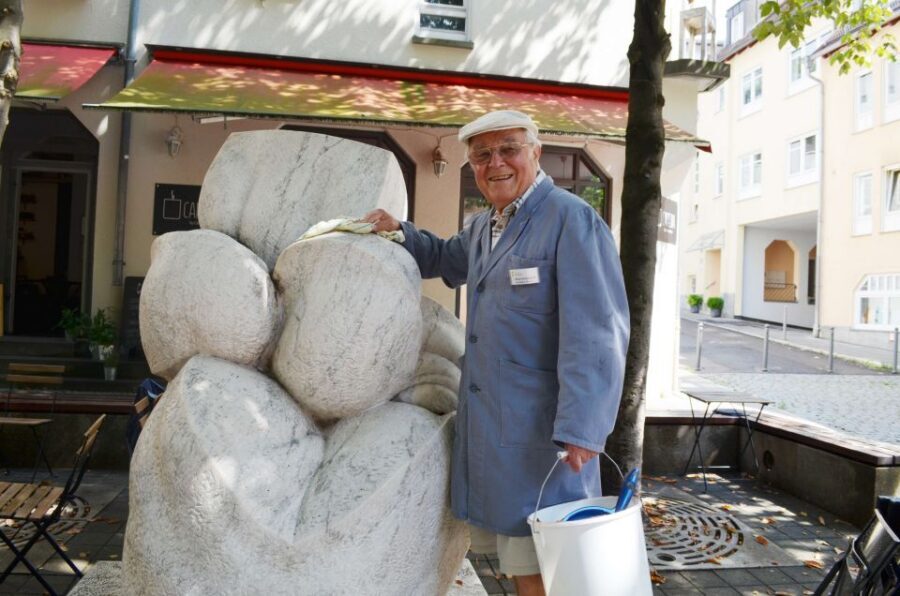 Stuttgart: "Kehrwoche" Tour in Swabian - Swabian dialect lessons you’ll actually remember