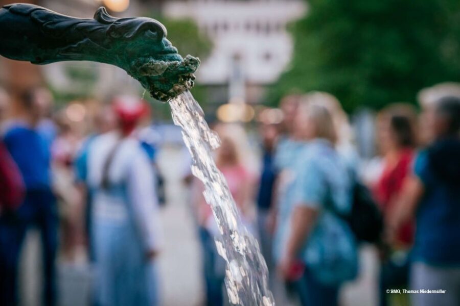 Stuttgart: "Kehrwoche" Tour in Swabian - Neighbor gossip, cooking tips, and Stuttgart personalities