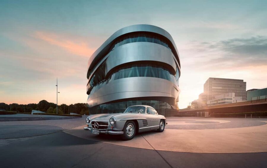 Stuttgart: Mercedes-Benz Museum Guided Tour - Meeting in the Atrium and Getting In With Express Elevators
