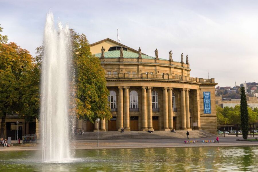 Stuttgart: Private Guided Circular City Walk - Eckensee Lake and the Landtag: seeing Stuttgart’s civic side
