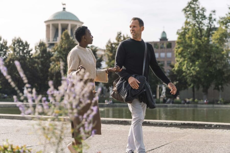 Stuttgart: Private Guided Circular City Walk - Palace Square to Schiller Square: the city’s identity through its public spaces