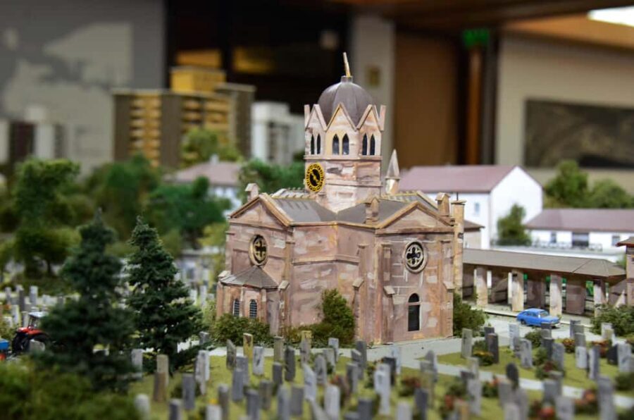 Stuttgart: Ticket for the Miniature Worlds – Europe's largest city model - How one builder makes 15 years look effortless