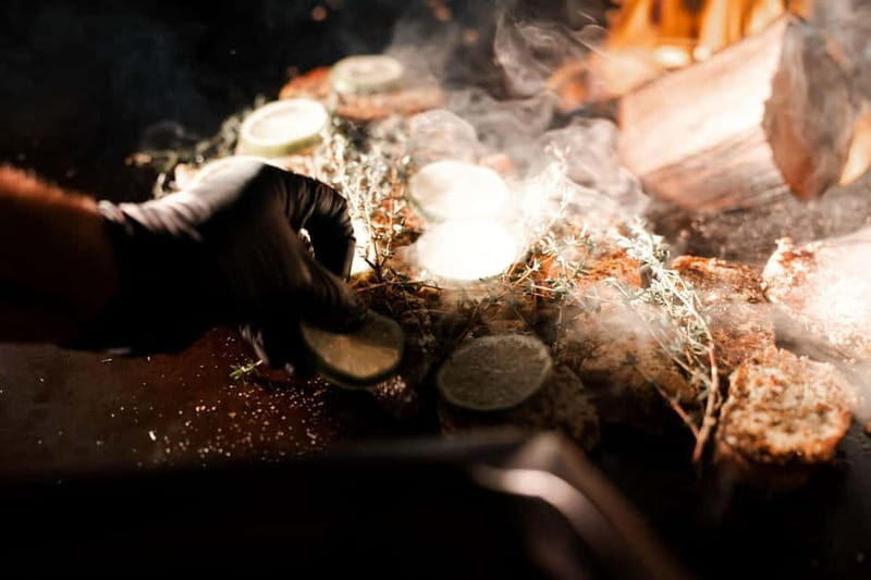 Stuttgart: Winter BBQ – American Smoker Edition - Your Setting at Riverview Vineyard House by Zaißerei