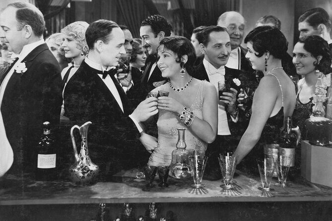 Sündenbabel Berlin - The Roaring Twenties in Berlin - Tauentzienstraße and the Femina Palace: Dance Halls With an Open-Air Twist