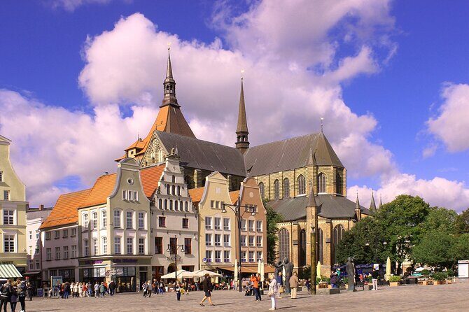Surprise Walk of Rostock with a Local - Doberaner Square to the Botanical Garden: ending on a softer note