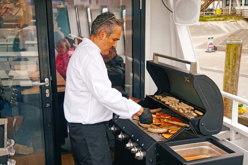 Sylt: BBQ-Boat trip | BBQ buffet straight from the grill & Welcome-Drink - Welcome Drink First, Then You Settle Into the Vibe