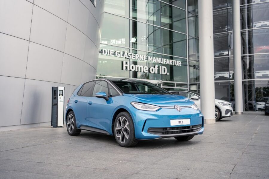 Test Drive Electric Vehicles from the VW brand (ID. model) - The Transparent Factory meeting point in Dresden